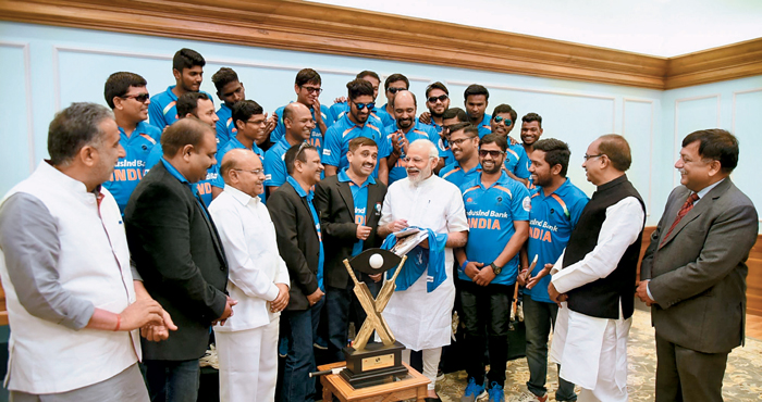 On February 28, 2017, Honourable Prime Minister of India Shri. Narendra Modi met the Indian Cricket Team
for Blind and appluaded their achievement. G K Mahantesh, President of the Cricket Association for the Blind in
India (in team bus) says, IndusInd Bank's support has inspired other corporate to support our initiative