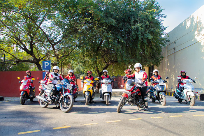 Girls are given two-wheeler driving training under Ek Pahal